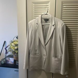 Chadwick’s Fully Lined Grey Blazer.  Size 20W.  Worn Once.